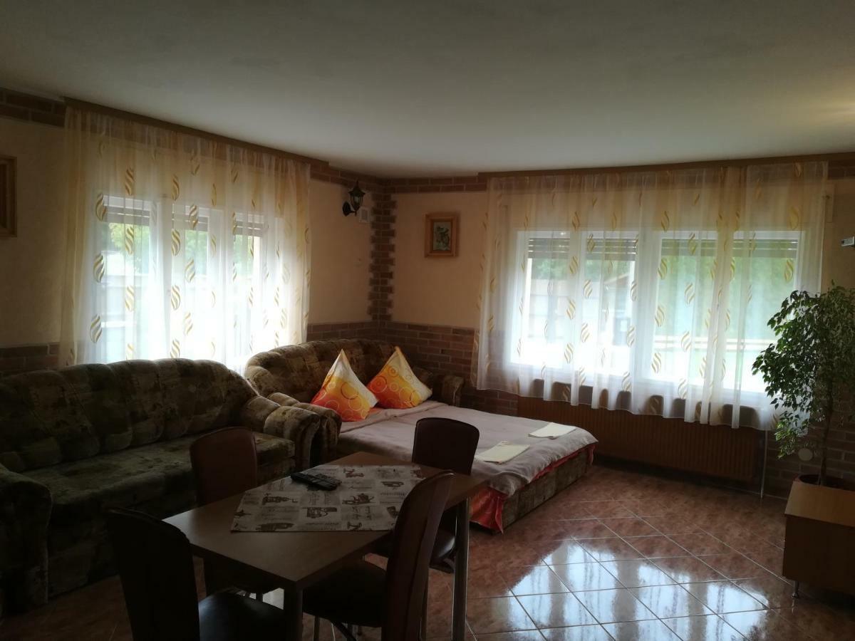 Pensiunea Colt Alb Băile Homorod 외부 사진